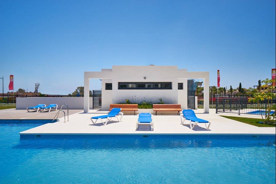 Ground Floor Apartment в Estepona East, Estepona | 2 спален | €0.54M