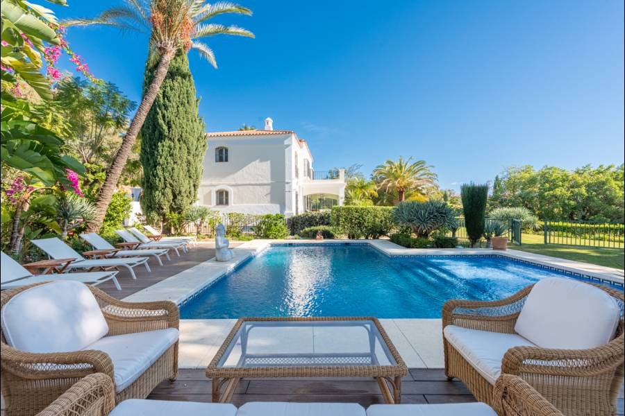 Villa in Vega del Colorado Benahavis | 5-bed | €3.85M