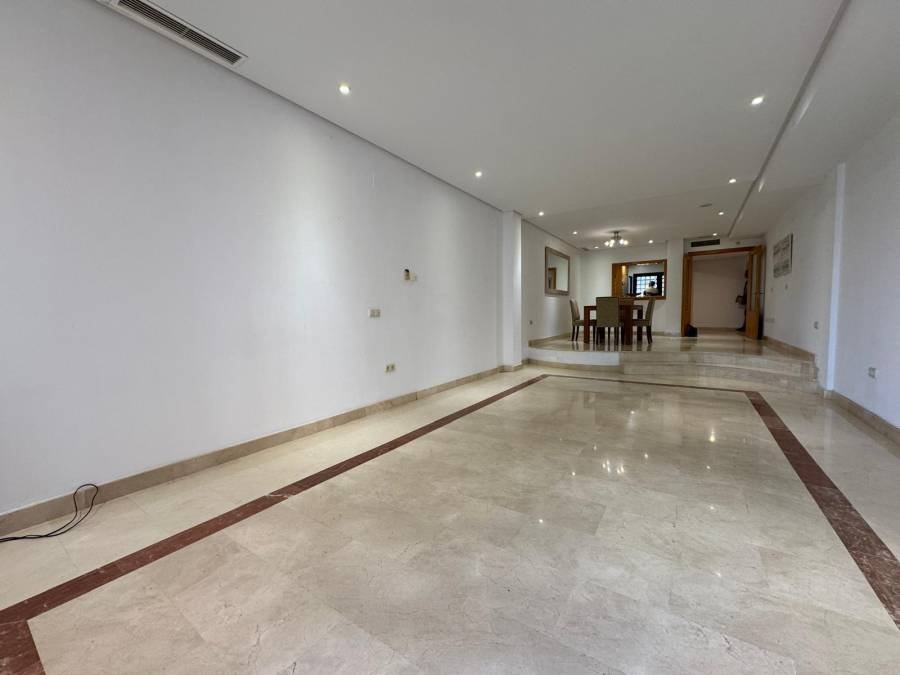 Apartment в Marbella - Puerto Banus, Marbella | 2 спален | €0.76M