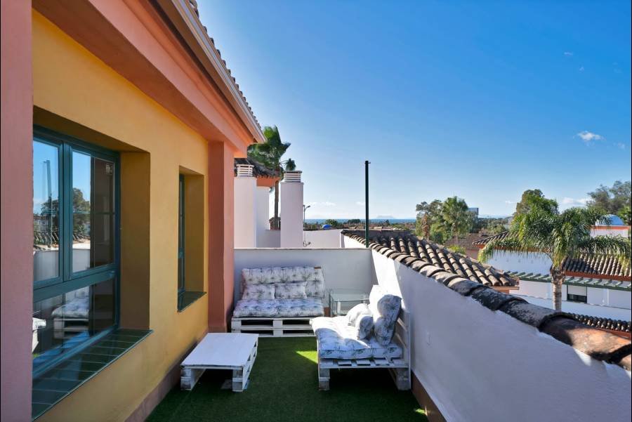 Penthouse в Estepona East, Estepona | 3 спален | €0.56M