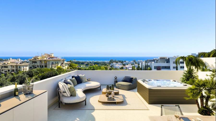 Semi Detached Villa in Estepona East Estepona | 3-bed | €1.47M