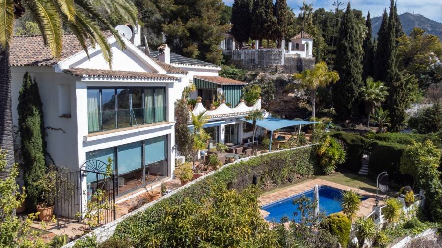 Villa in Mijas Pueblo Mijas | 4-bed | €2.50M