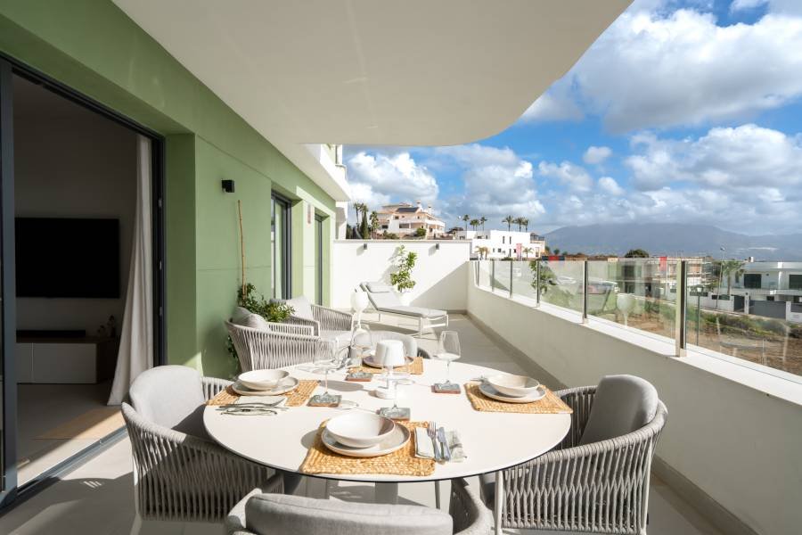 Apartment в Calanova Golf, Mijas Costa | 2 спален | €0.59M