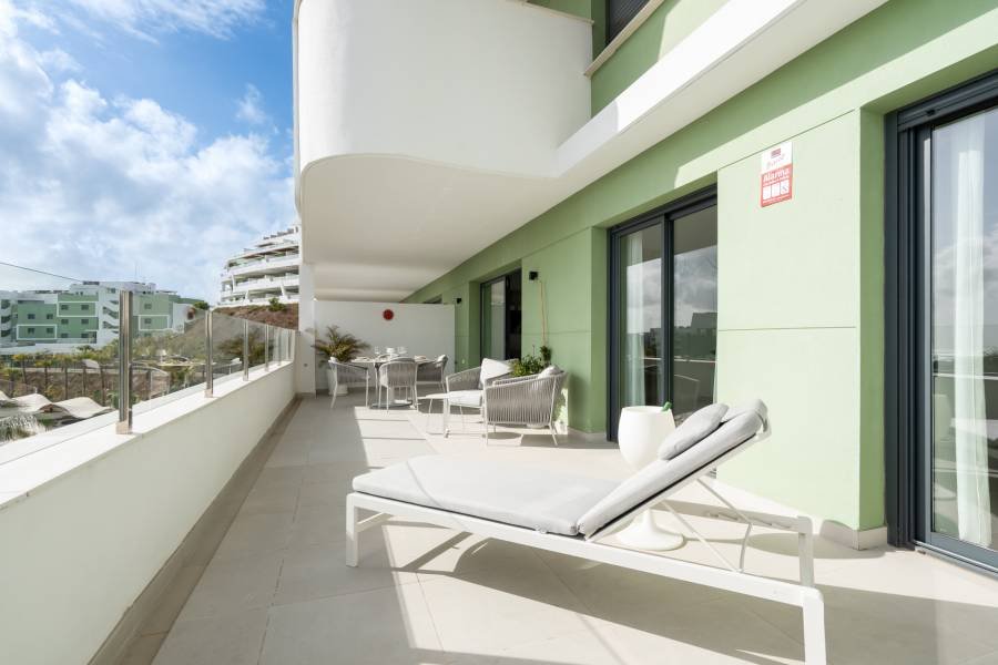 Apartment в Calanova Golf, Mijas Costa | 2 спален | €0.59M