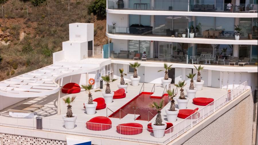 Apartment в , Fuengirola | 2 спален | €0.84M