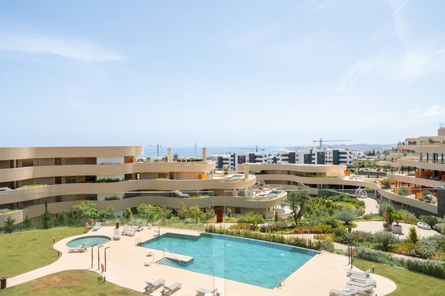 Apartment in El Higueron Fuengirola | 3-bed | €1.05M