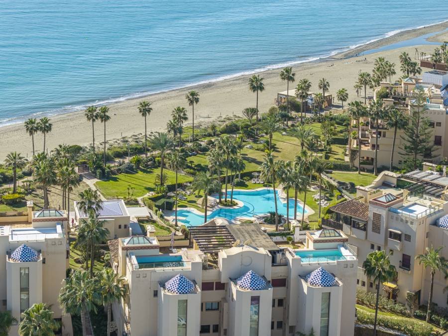 Ground Floor Apartment in Estepona East Estepona | 3-bed | €2.50M