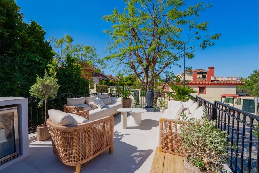 Town House in Marbella Golden Mile Marbella | 5-bed | €2.50M