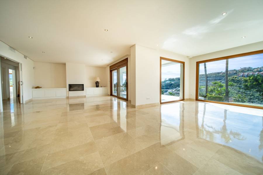Villa en La Alqueria, Benahavis | 5 dormitorios | €2.75M