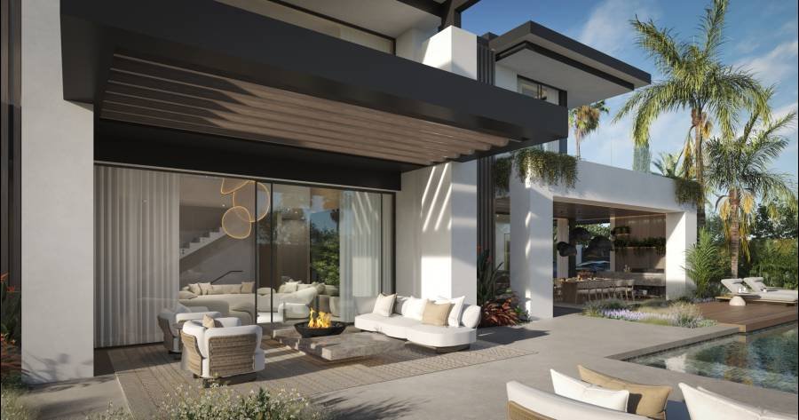 Villa in Cortijo Blanco San Pedro de Alcantara | 4-bed | €4.79M