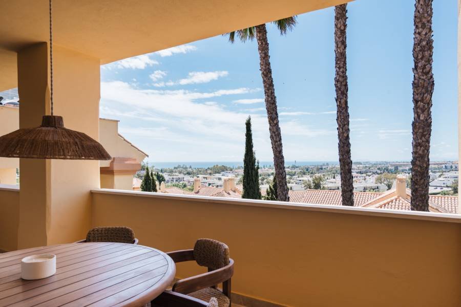 Apartment в Nueva Andalucia, Marbella | 3 спален | €0.90M