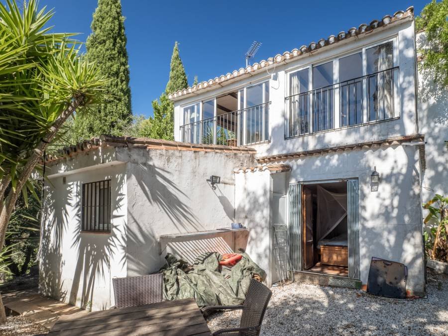 Villa in Casares Pueblo Casares | 3-bed | €0.68M