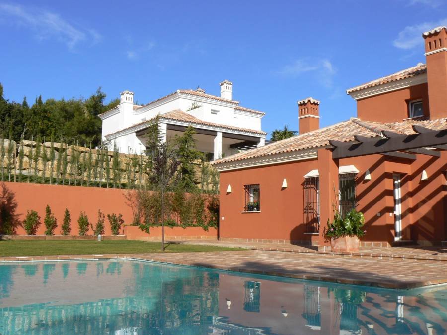 Villa in Sotogrande Alto Sotogrande | 4-bed | €1.10M