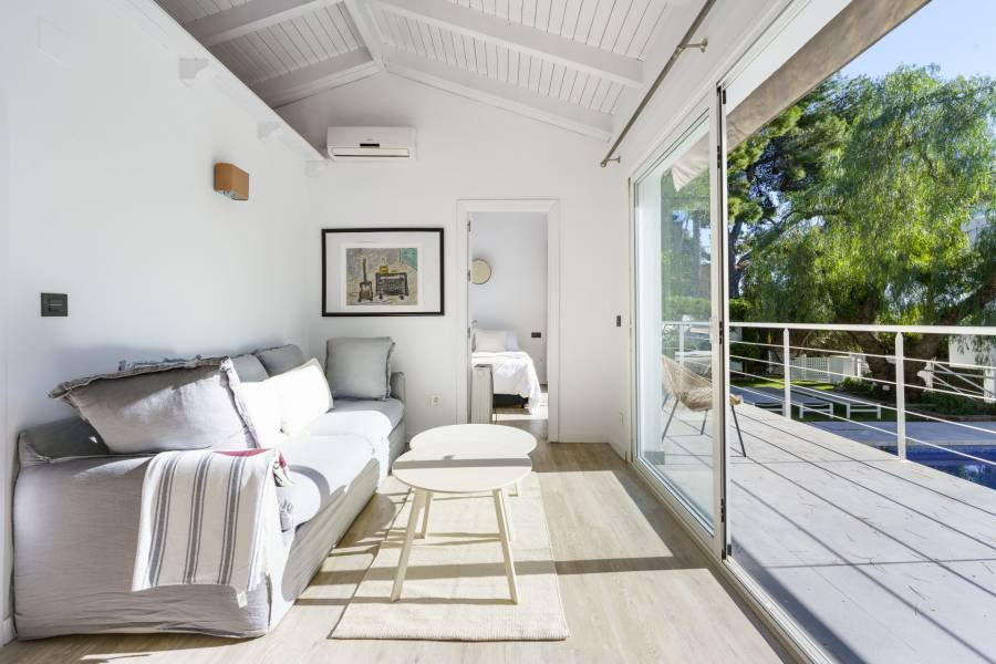 Villa in Nueva Andalucia Marbella | 6-bed | €2.19M
