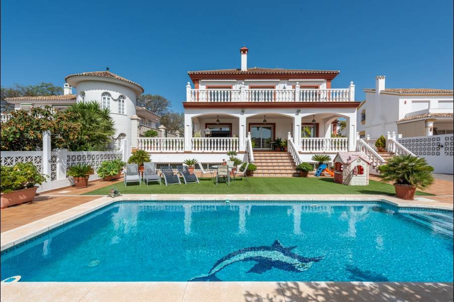Villa San Pedro de Alcantara | 6-bed | €2.75M