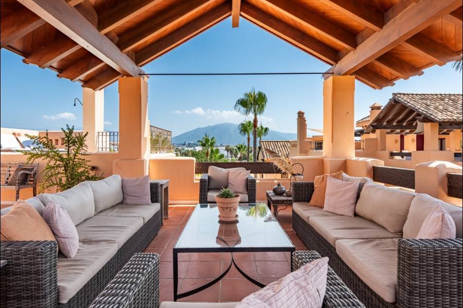 Penthouse in Bahia Alcantara San Pedro de Alcantara | 3-bed | €1.80M