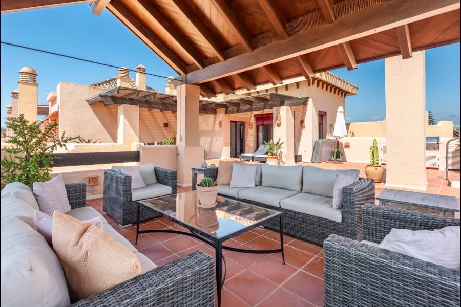 Penthouse in Bahia Alcantara San Pedro de Alcantara | 3-bed | €1.80M