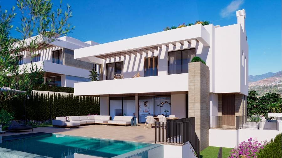 Villa in Estepona East Estepona | 4-bed | €2.22M