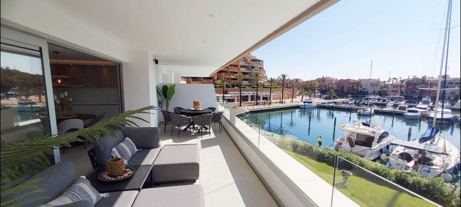 Apartment en Marina de Sotogrande, Sotogrande | 3 dormitorios | €1.30M