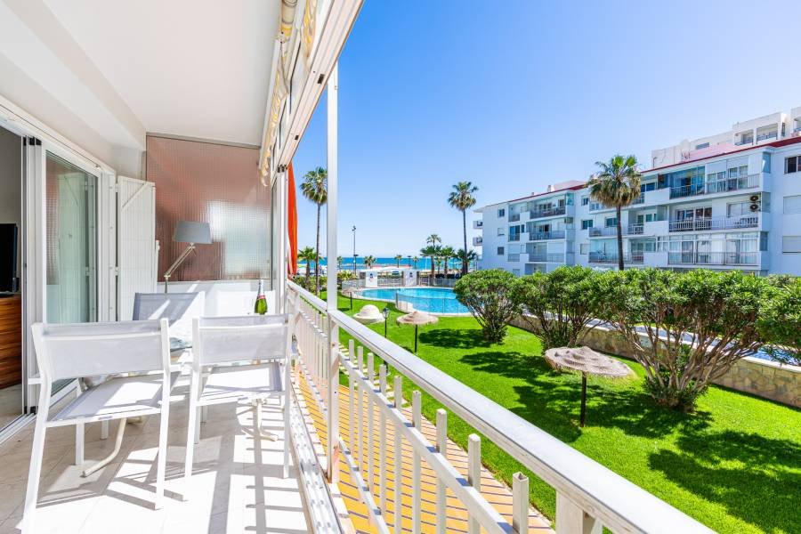 Apartment в , Fuengirola | 2 спален | €0.54M