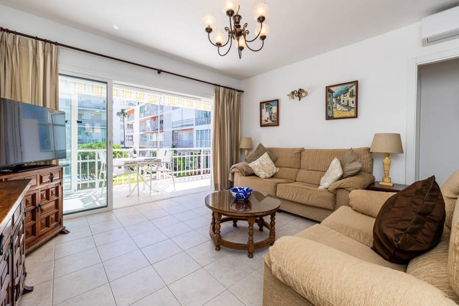 Apartment в , Fuengirola | 2 спален | €0.54M