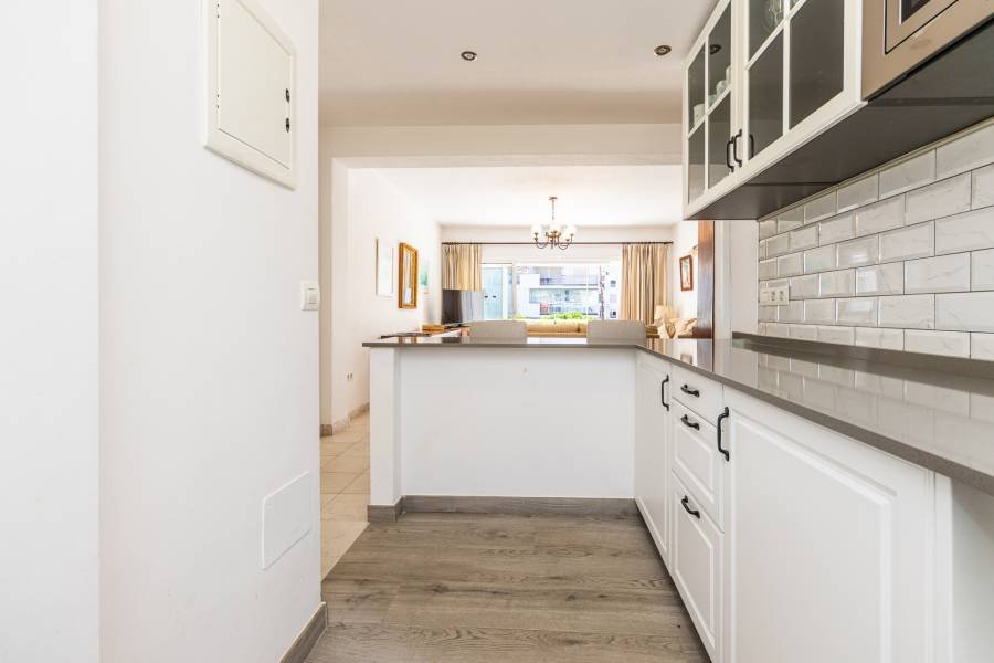 Apartment в , Fuengirola | 2 спален | €0.54M