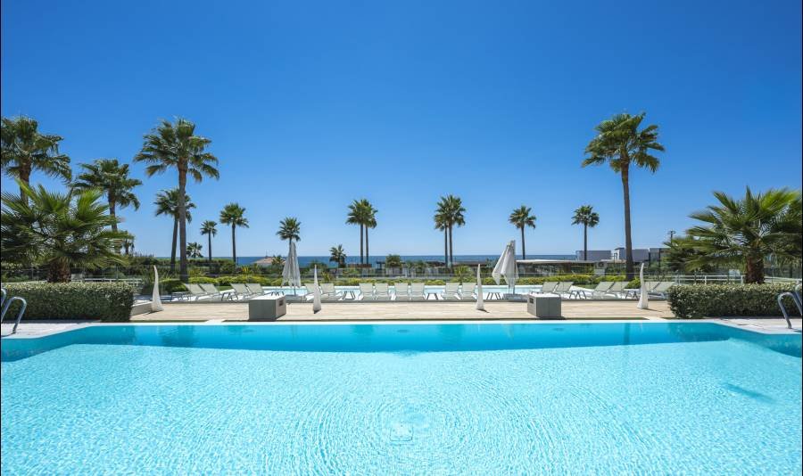 Apartment in Estepona East Estepona | 2-bed | €1.60M