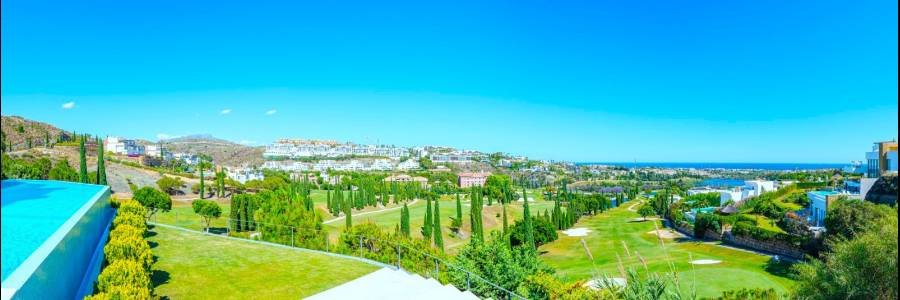 Villa in Los Flamingos Golf Benahavis | 5-bed | €5.90M