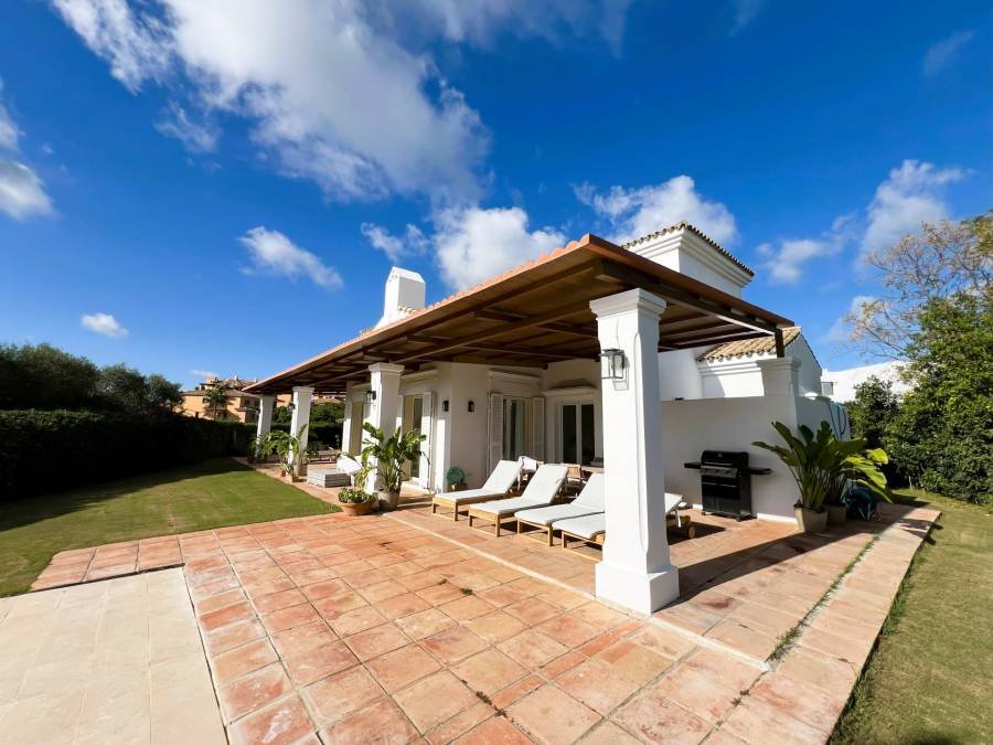 Villa en Sotogrande Alto, Sotogrande | 4 dormitorios | €1.70M