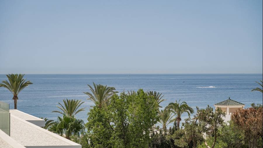Semi Detached Villa in Marbella Golden Mile Marbella | 4-bed | €7.50M