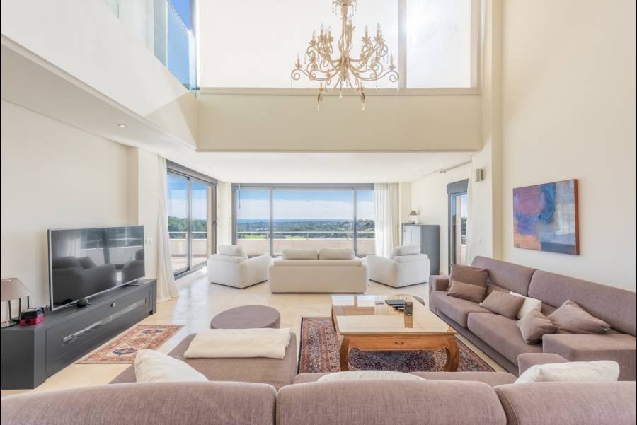 Villa in La Reserva Sotogrande | 6-bed | €4.00M
