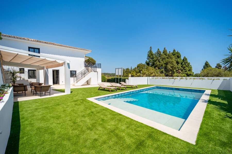 Villa in Cala de Mijas Mijas Costa | 5-bed | €2.20M