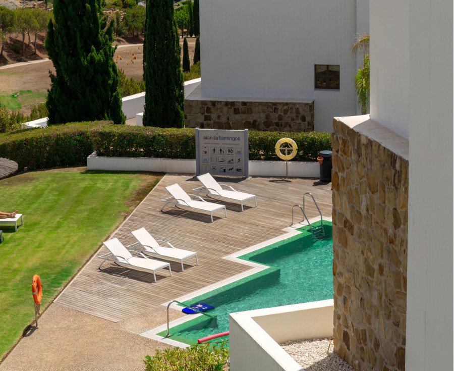 Exclusivo Ático en Benahavis con Vistas Impresionantes