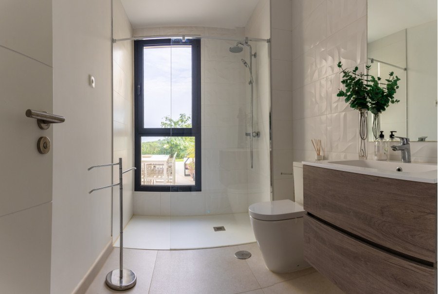 MODERNA VILLA PAREADA EN FINCA CORTESÍN. PRECIO REDUCIDO A 990.000 EUR