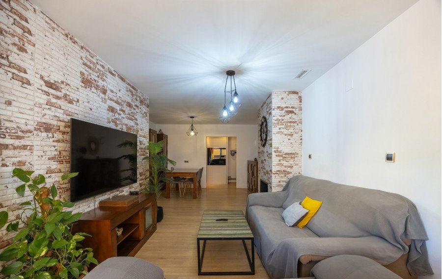 Moderno Piso Reformado de 3 Dormitorios en Venta en Marbella