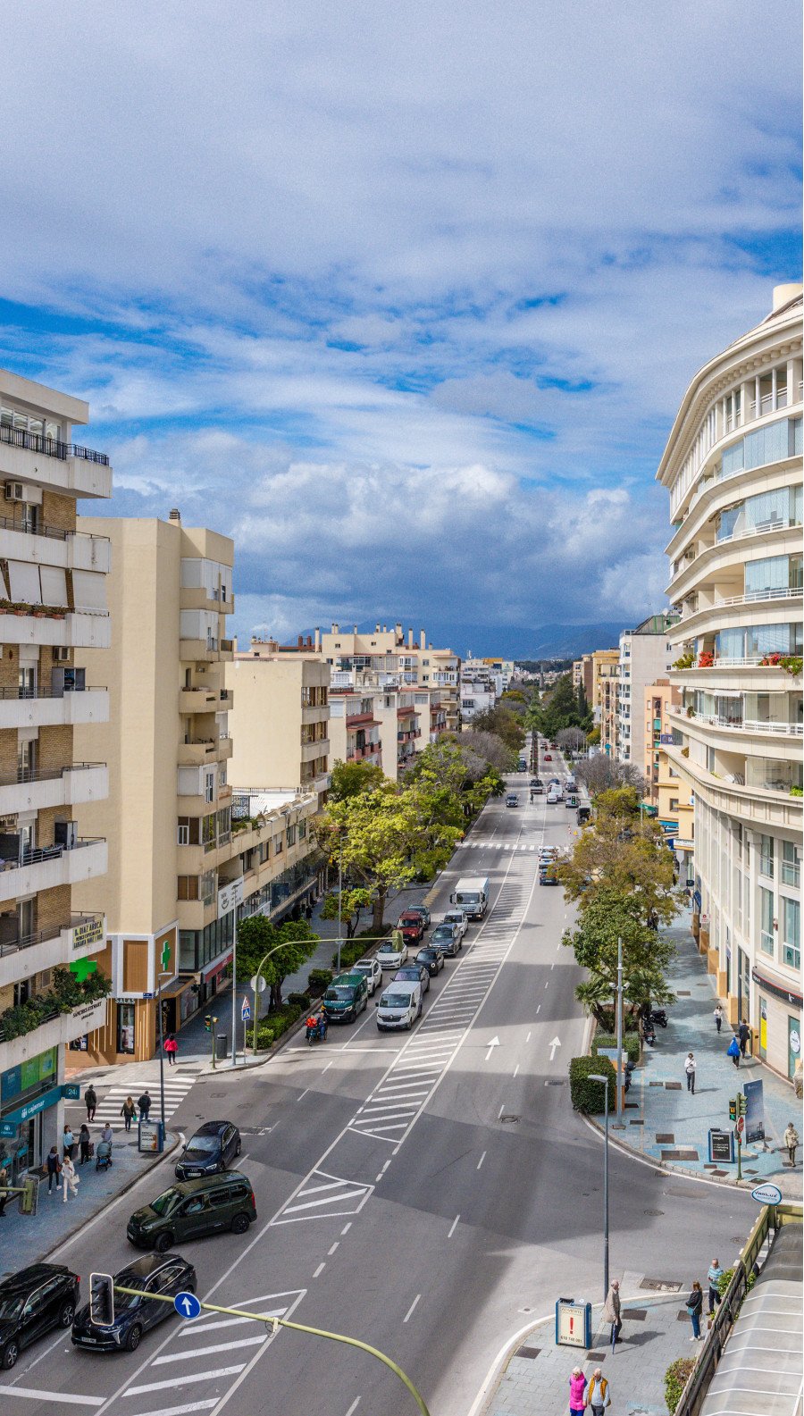 Amplio apartamento de 4 dormitorios en Marbella Centro – Ricardo Soriano