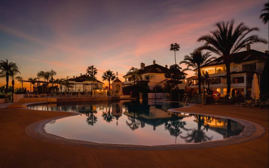 APARTAMENTO EN LA MILLA DE ORO DE MARBELLA