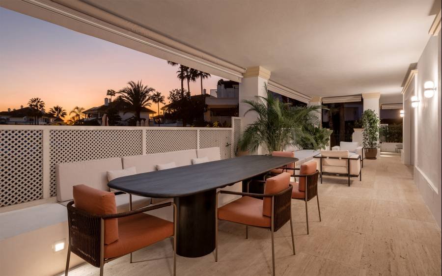 APARTAMENTO EN LA MILLA DE ORO DE MARBELLA