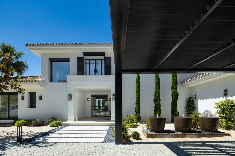 VILLA EN NUEVA ANDALUCIA, MARBELLA