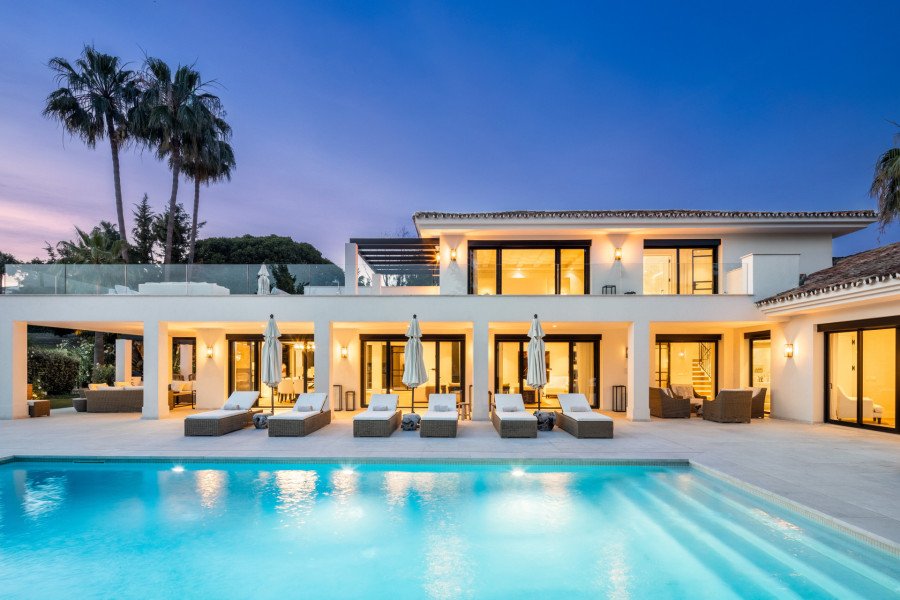 VILLA EN NUEVA ANDALUCIA, MARBELLA