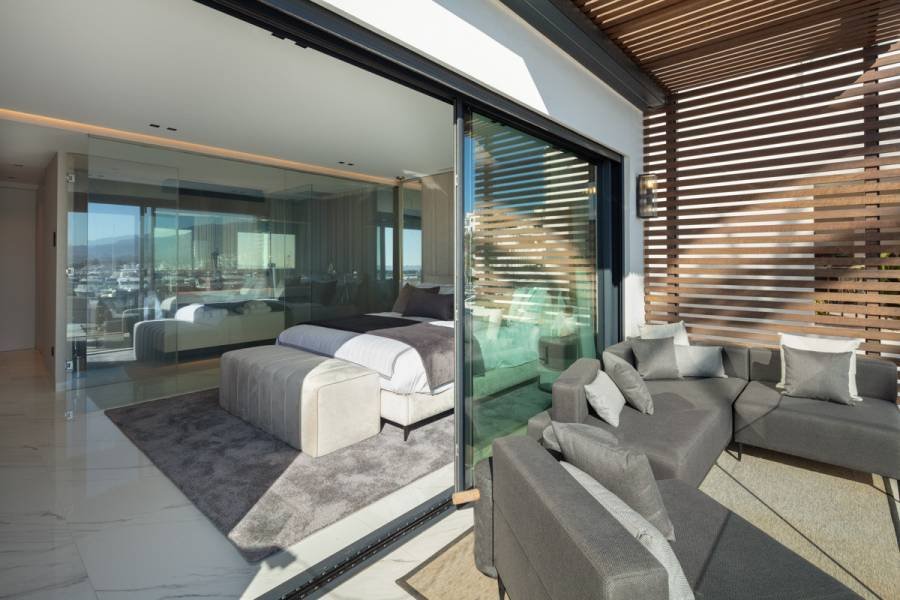 APARTAMENTO EN MARBELLA – PUERTO BANÚS