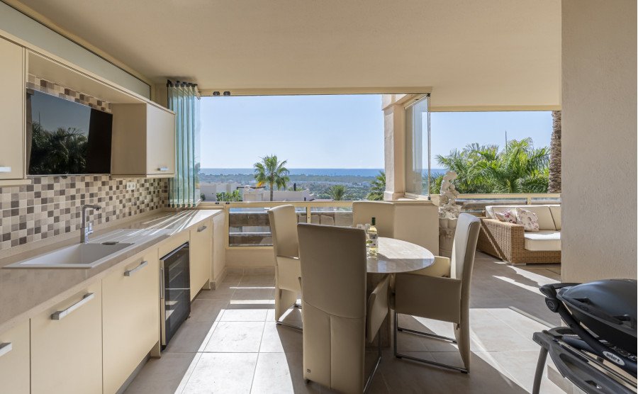 Elegante apartamento en Paraíso Barronal, Estepona Este