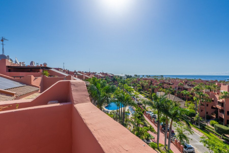 Brand New Duplex Penthouse with Sea Views – Las Nayades, Estepona, New Golden Mile