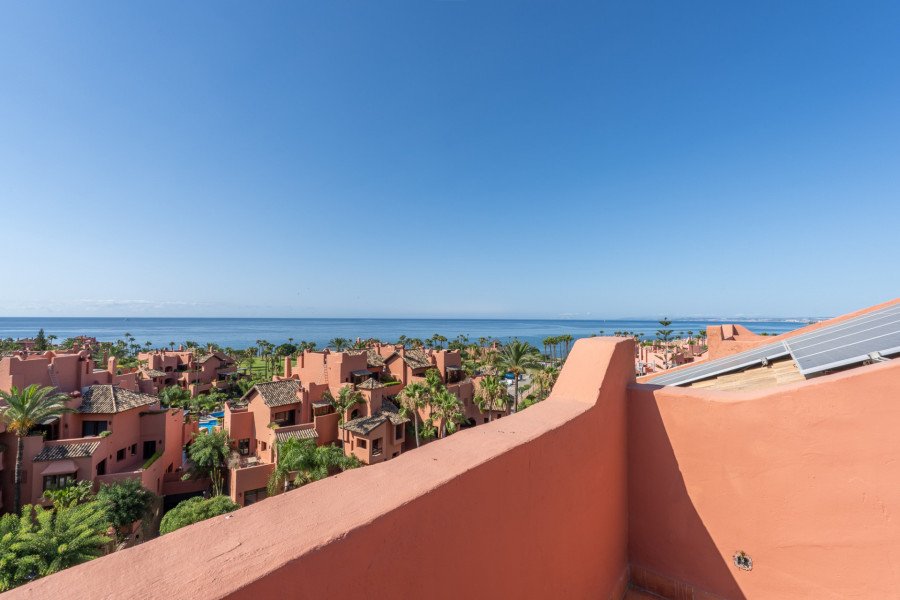 Brand New Duplex Penthouse with Sea Views – Las Nayades, Estepona, New Golden Mile