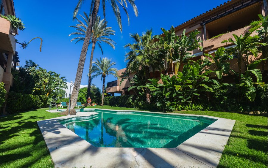 Apartamento en planta baja en una ubicación privilegiada en la Milla de Oro
