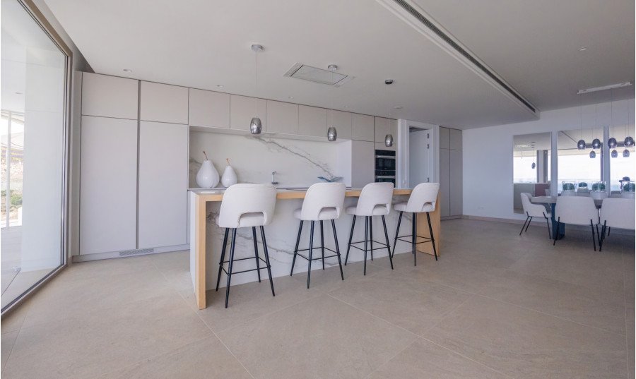 Apartamento de Lujo de 3 Dormitorios con Vistas Panorámicas al Mar – The View Marbella, Benahavís