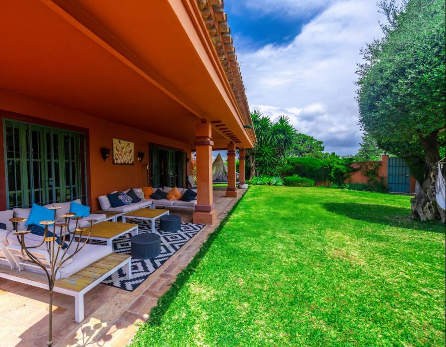 Andalusian Villa in Nueva Andalucía