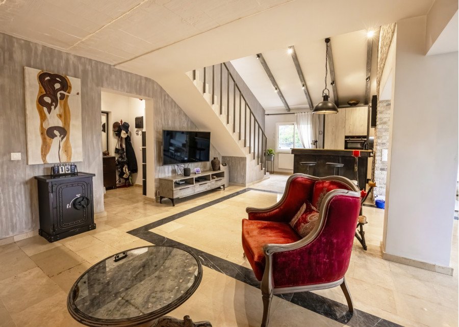 Encantada Vivienda Pareada Cerca del Mar en Benamara