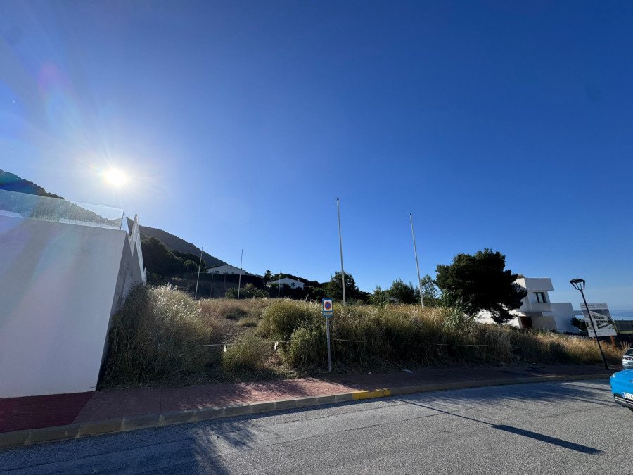 Se vende parcela en Mijas, Higuerón