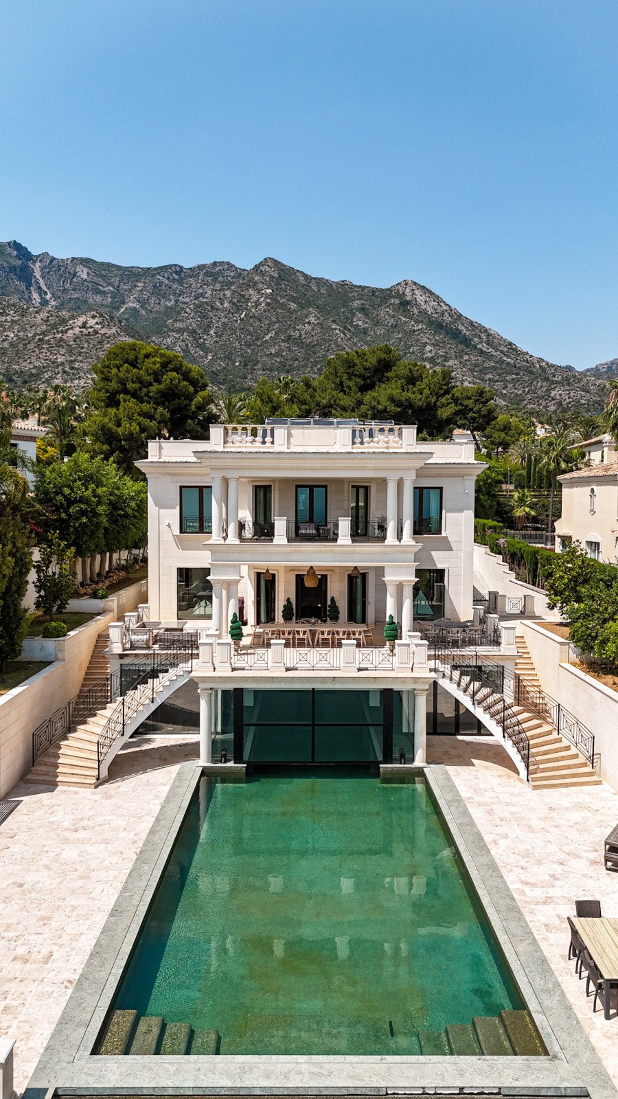 Exclusiva Oportunidad de Inversión en Sierra Blanca. Arquitecto: Ismael Mérida · Milla de Oro de Marbella
